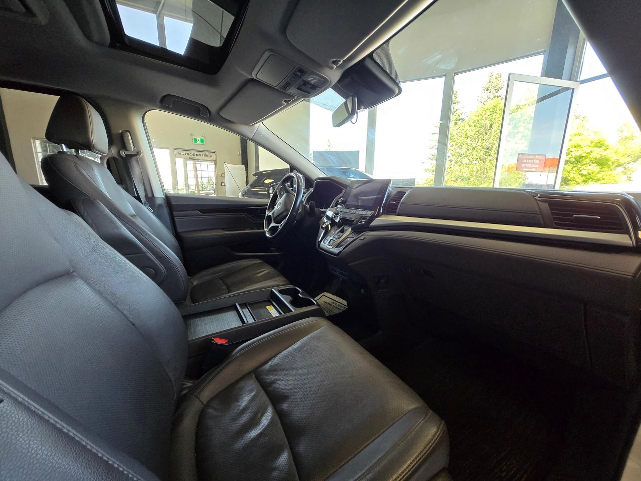 2019 Honda Odyssey Touring | ALL CREDIT ACCEPTED!! - Photo #11