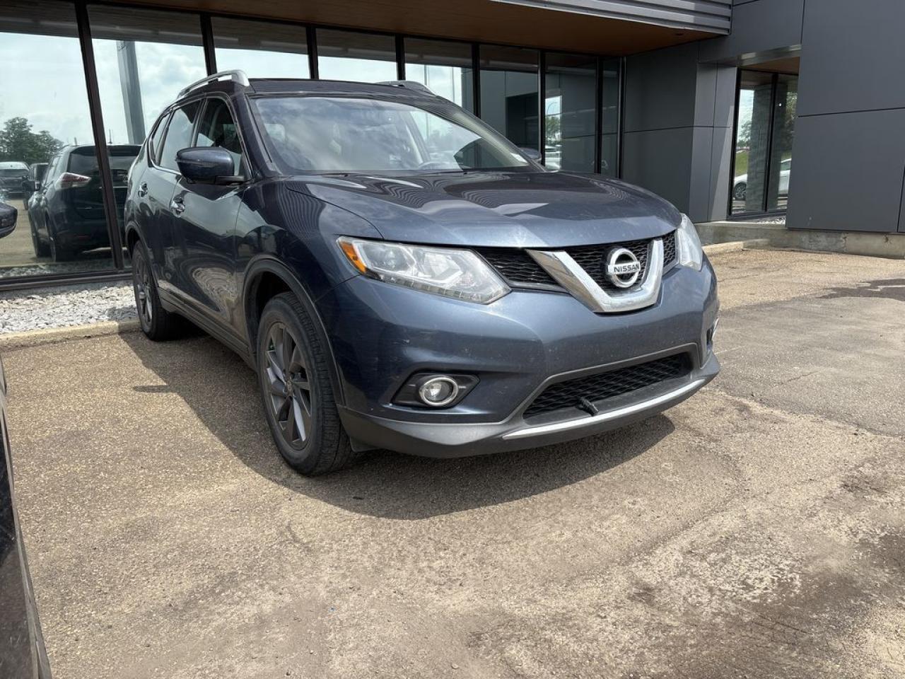 Used 2016 Nissan Rogue SL for sale in Sherwood Park, AB