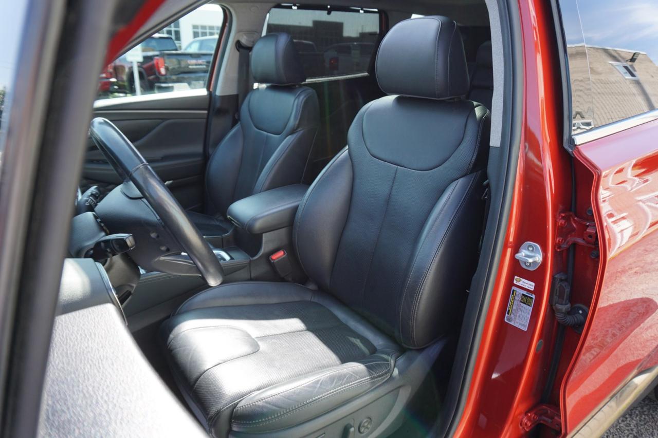 2019 Hyundai Santa Fe 2.0T ULTIMATE AWD CERTIFIED *1 OWNER*FREE ACCIDENT* NAVI 360 CAMERA SENSORS HEAT/COLD LEATHER PANO ROOF BLUETOOTH ALLOYS - Photo #14