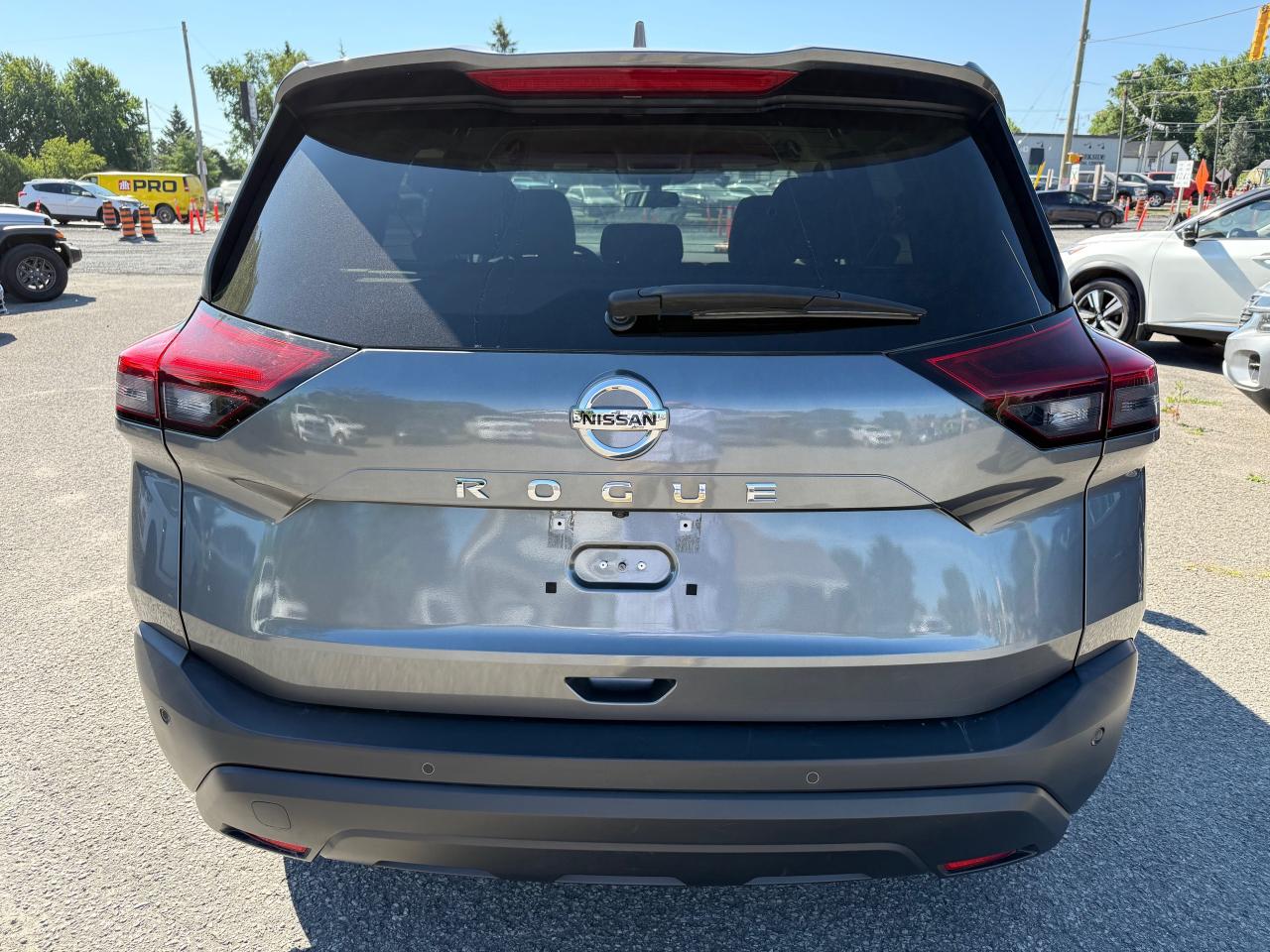 2021 Nissan Rogue Heated Steering and Seats! Photo3