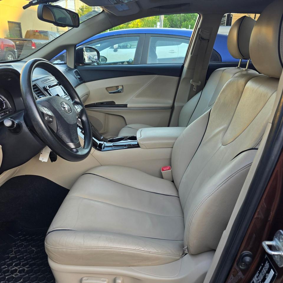 Used 2011 Toyota Venza  for sale in Scarborough, ON