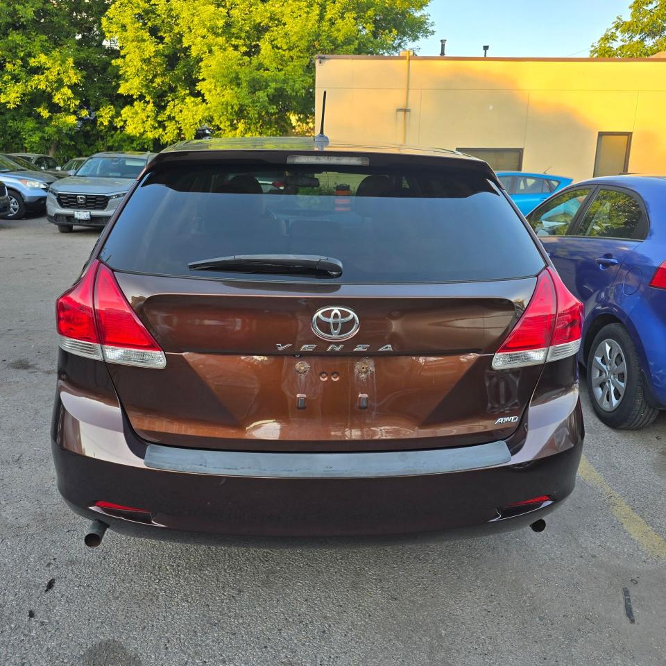 2011 Toyota Venza  Photo4