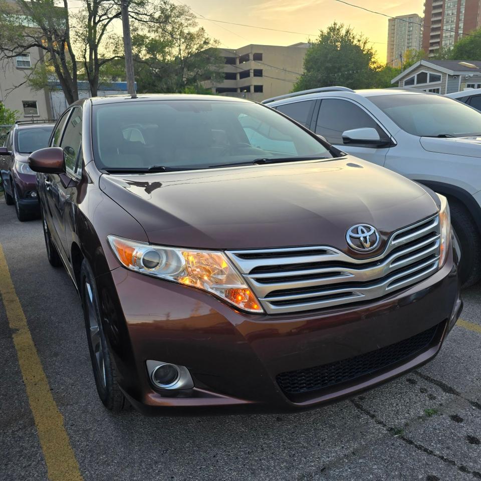 2011 Toyota Venza  - Photo #3