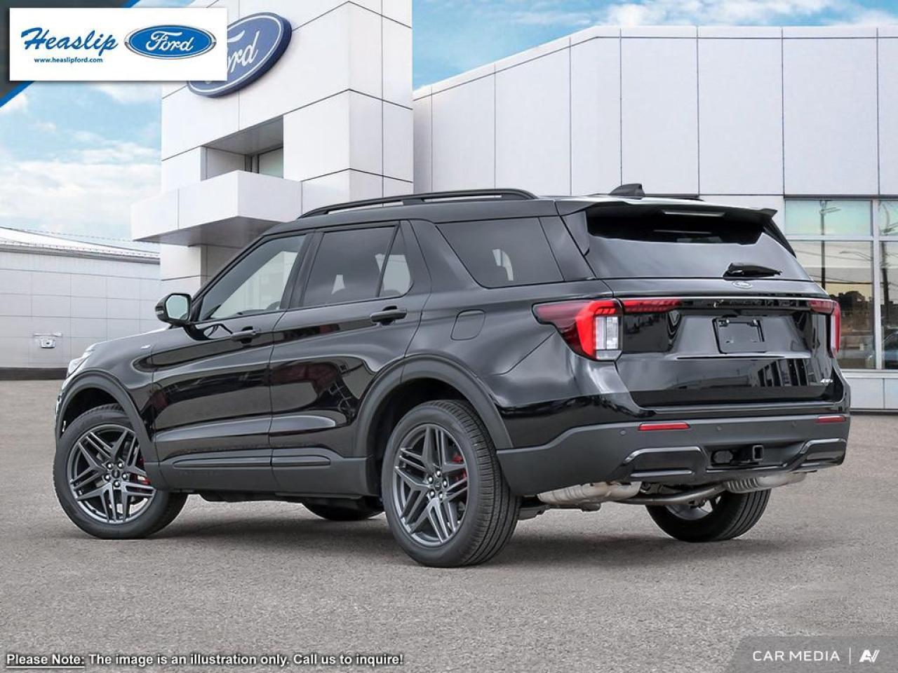 2025 Ford Explorer ST-Line Photo