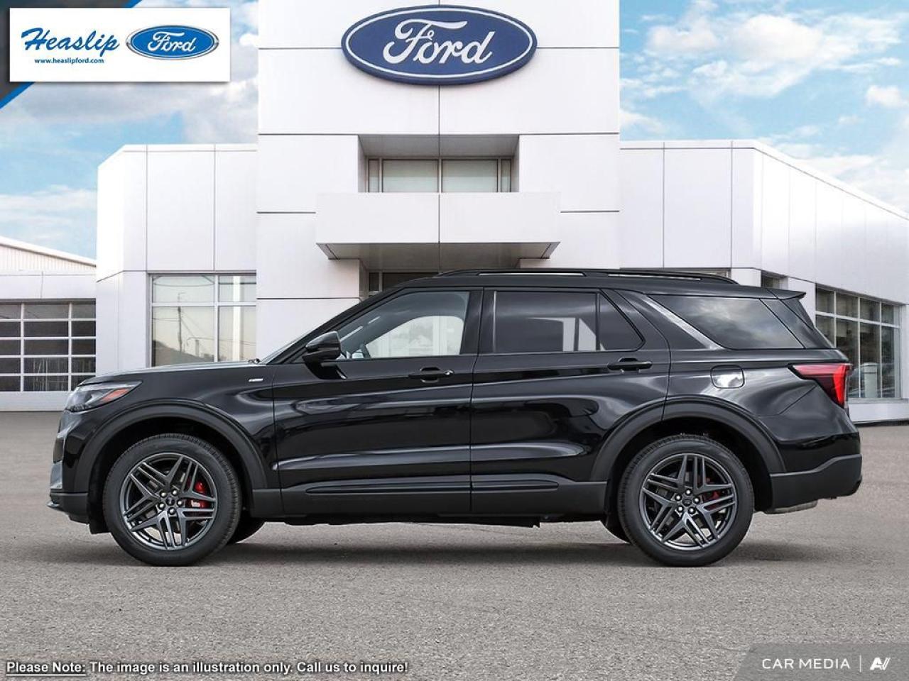 2025 Ford Explorer ST-Line Photo