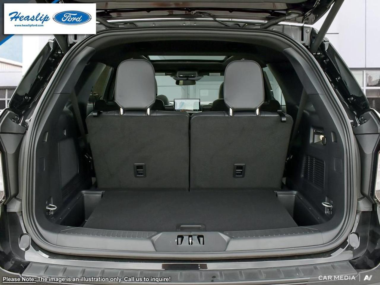 2025 Ford Explorer ST-Line Photo5