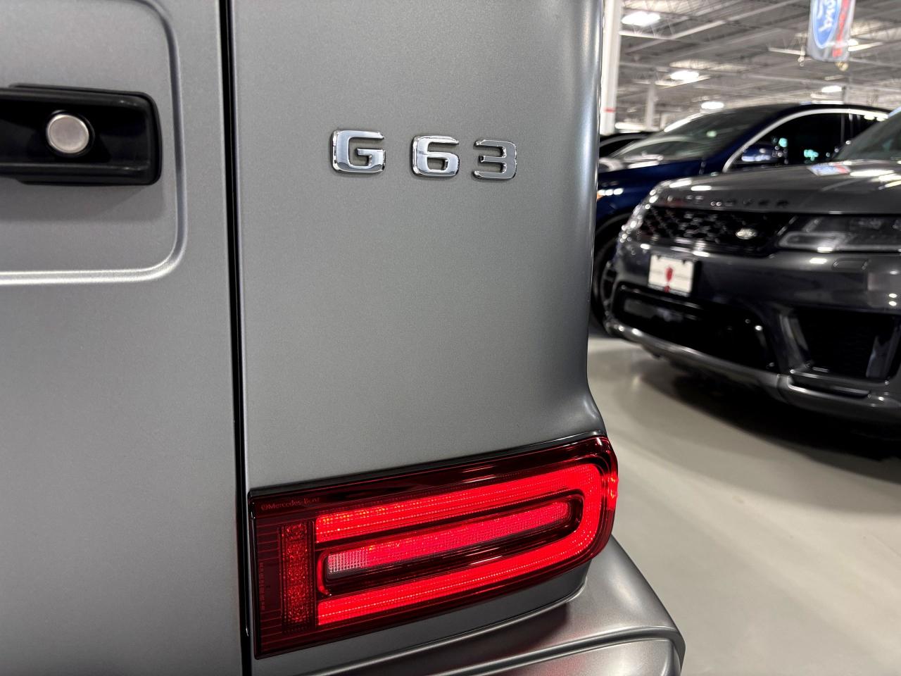 2019 Mercedes-Benz G-Class G63 AMG|4MATIC|V8BITURBO|NOLUXTAX|MASSAGE|REDSEATS - Photo #11