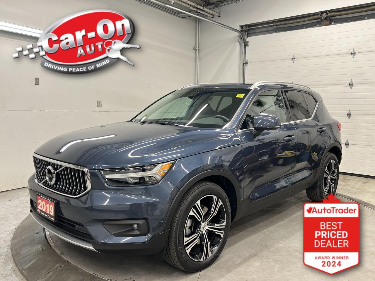 Used 2019 Volvo XC40 T5 INSCRIPTION AWD| LEATHER| PANO ROOF|PARK ASSIST for sale in Ottawa, ON