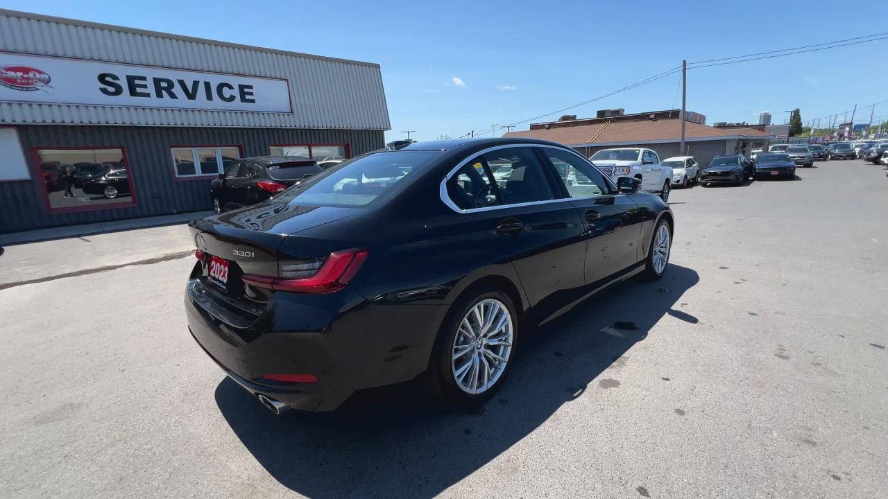 2023 BMW 3 Series 330I AWD| TURBO| HTD LEATHER| SUNROOF| CARPLAY|NAV Photo