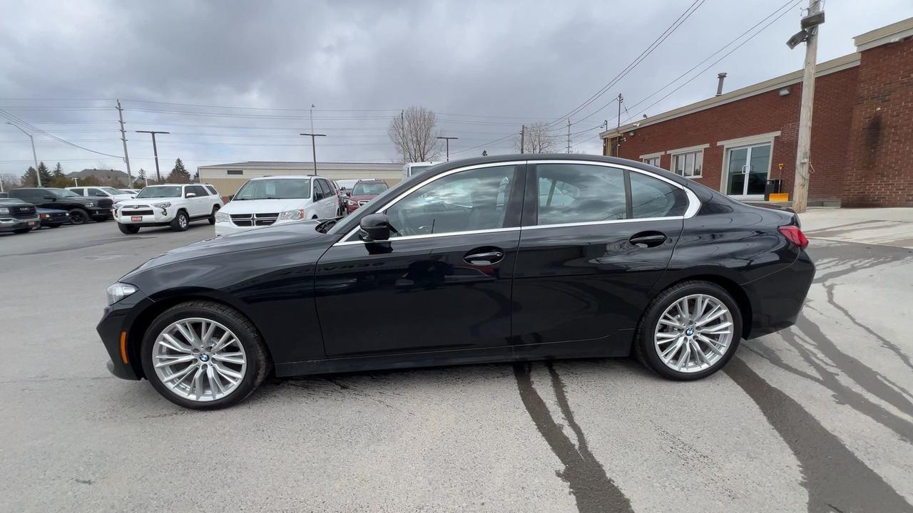 2023 BMW 3 Series 330I AWD| TURBO| HTD LEATHER| SUNROOF| CARPLAY|NAV Photo