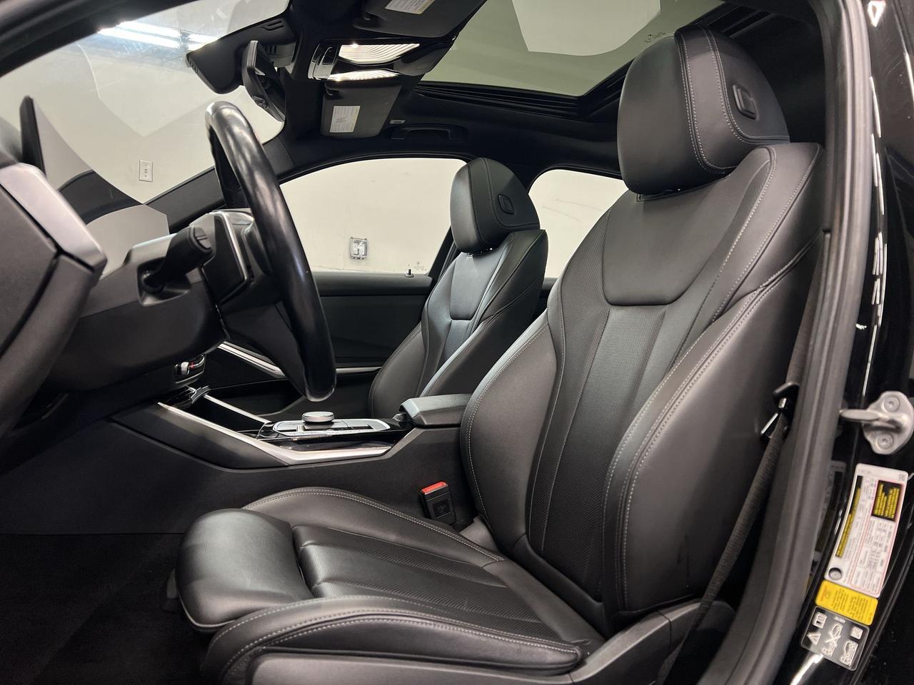 2023 BMW 3 Series 330I AWD| TURBO| HTD LEATHER| SUNROOF| CARPLAY|NAV Photo