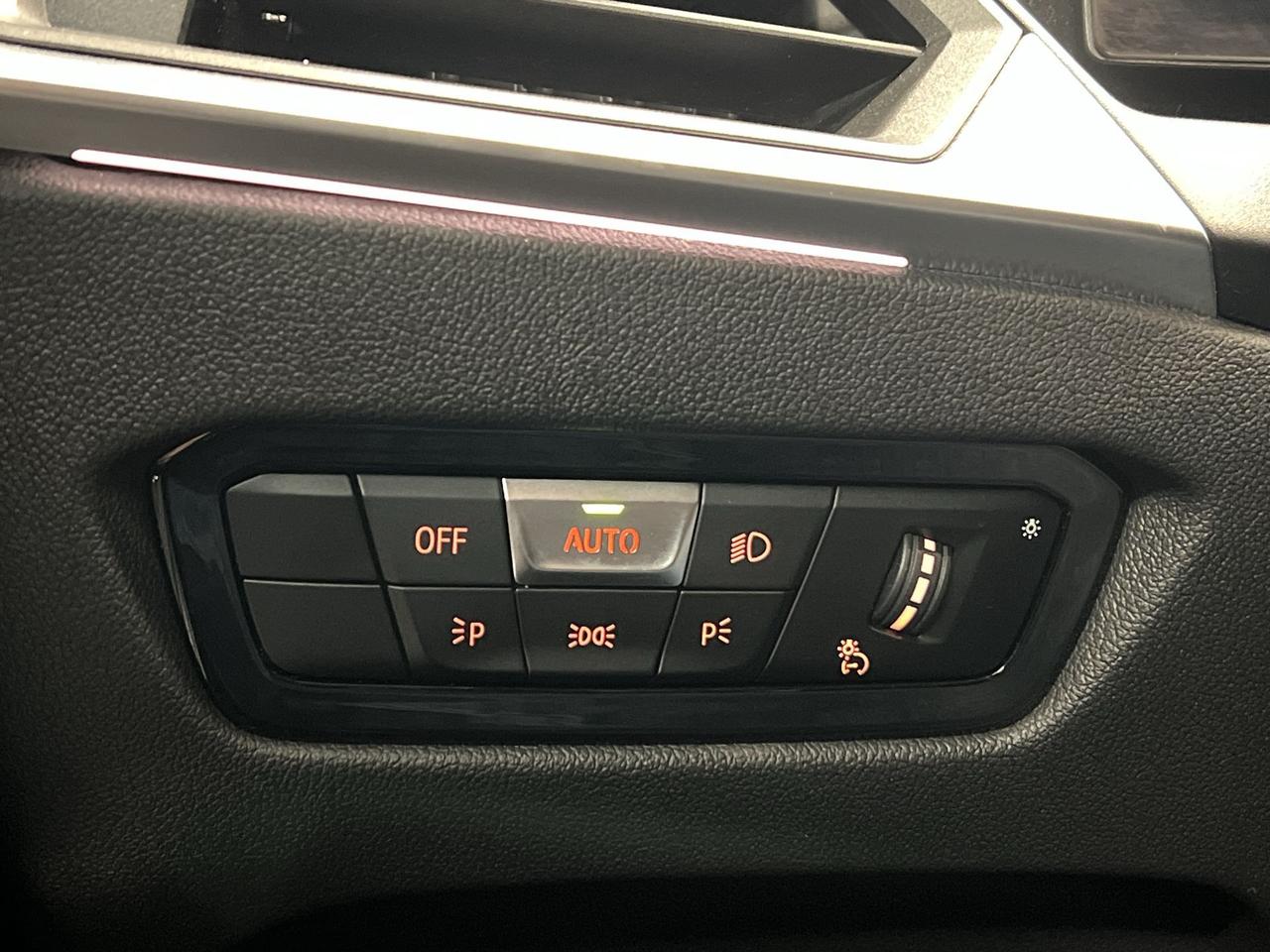 2023 BMW 3 Series 330I AWD| TURBO| HTD LEATHER| SUNROOF| CARPLAY|NAV Photo