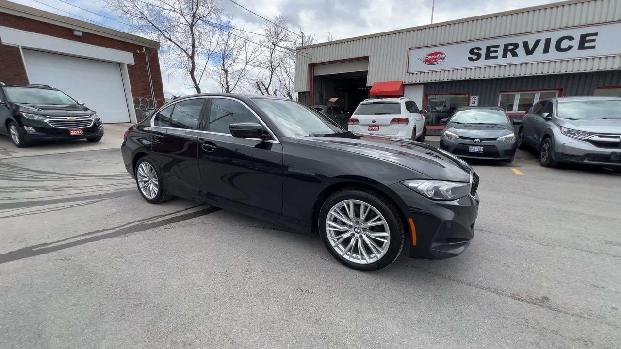 2023 BMW 3 Series 330I AWD| TURBO| HTD LEATHER| SUNROOF| CARPLAY|NAV Photo1