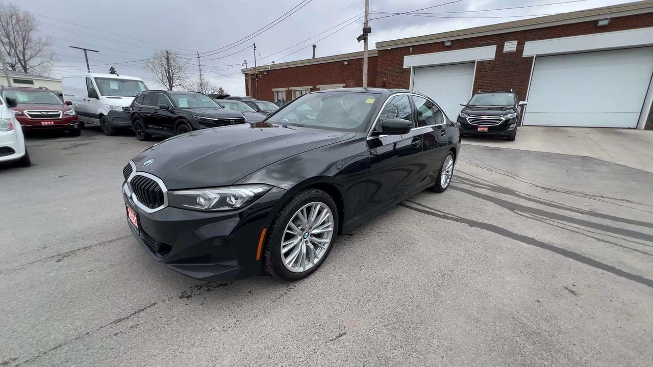 2023 BMW 3 Series 330I AWD| TURBO| HTD LEATHER| SUNROOF| CARPLAY|NAV Photo3
