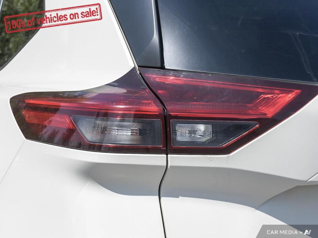 2023 Nissan Rogue SV MOONROOF