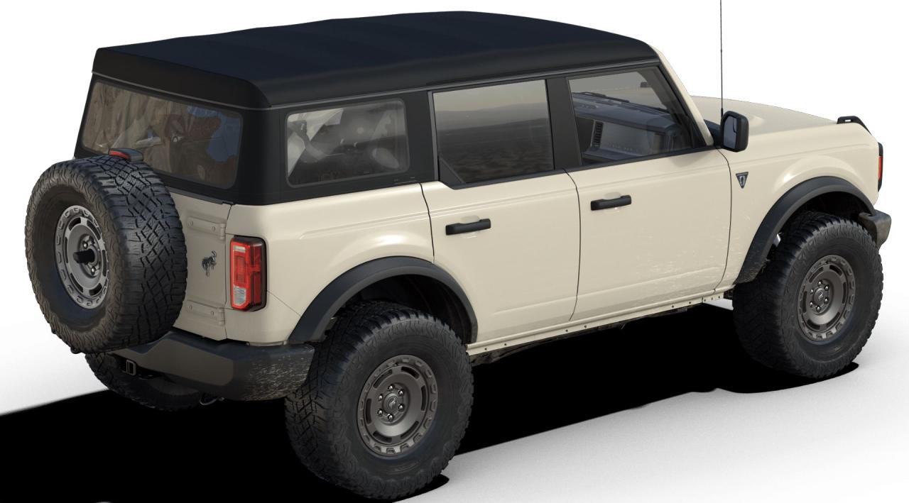 2025 Ford Bronco Base Photo2