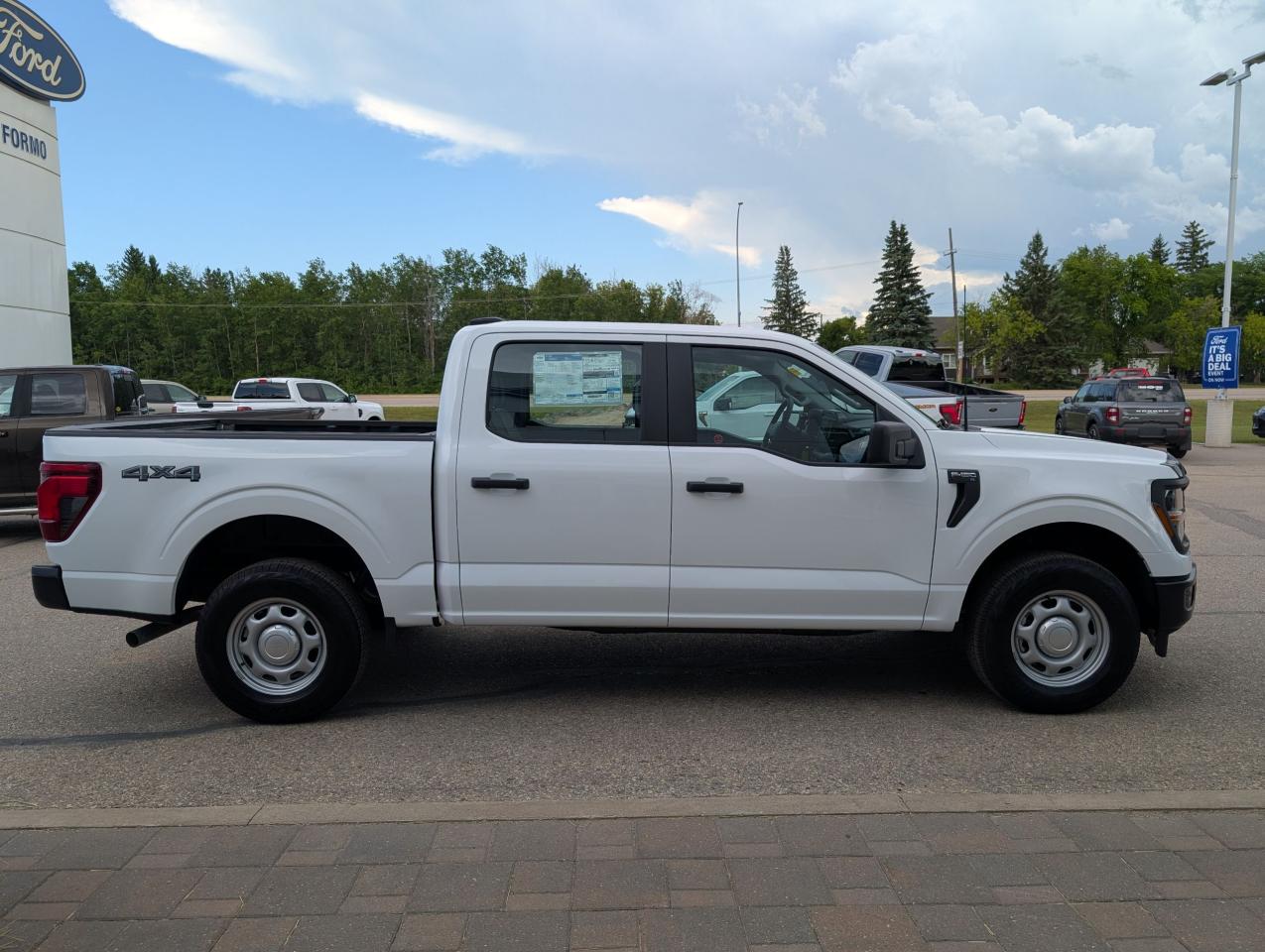 2025 Ford F-150 XL Photo4