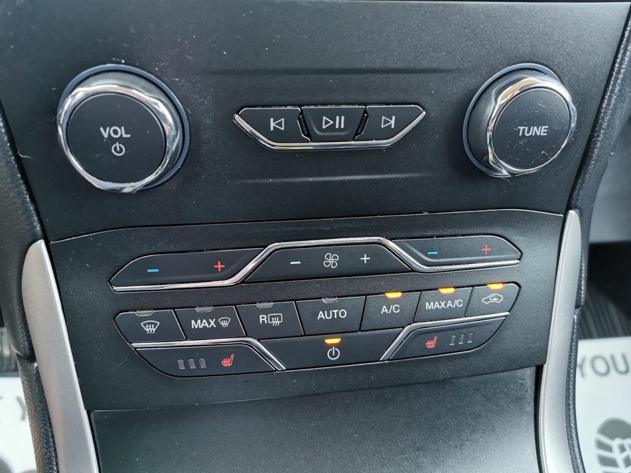 2019 Ford Edge SEL AWD - Photo #22
