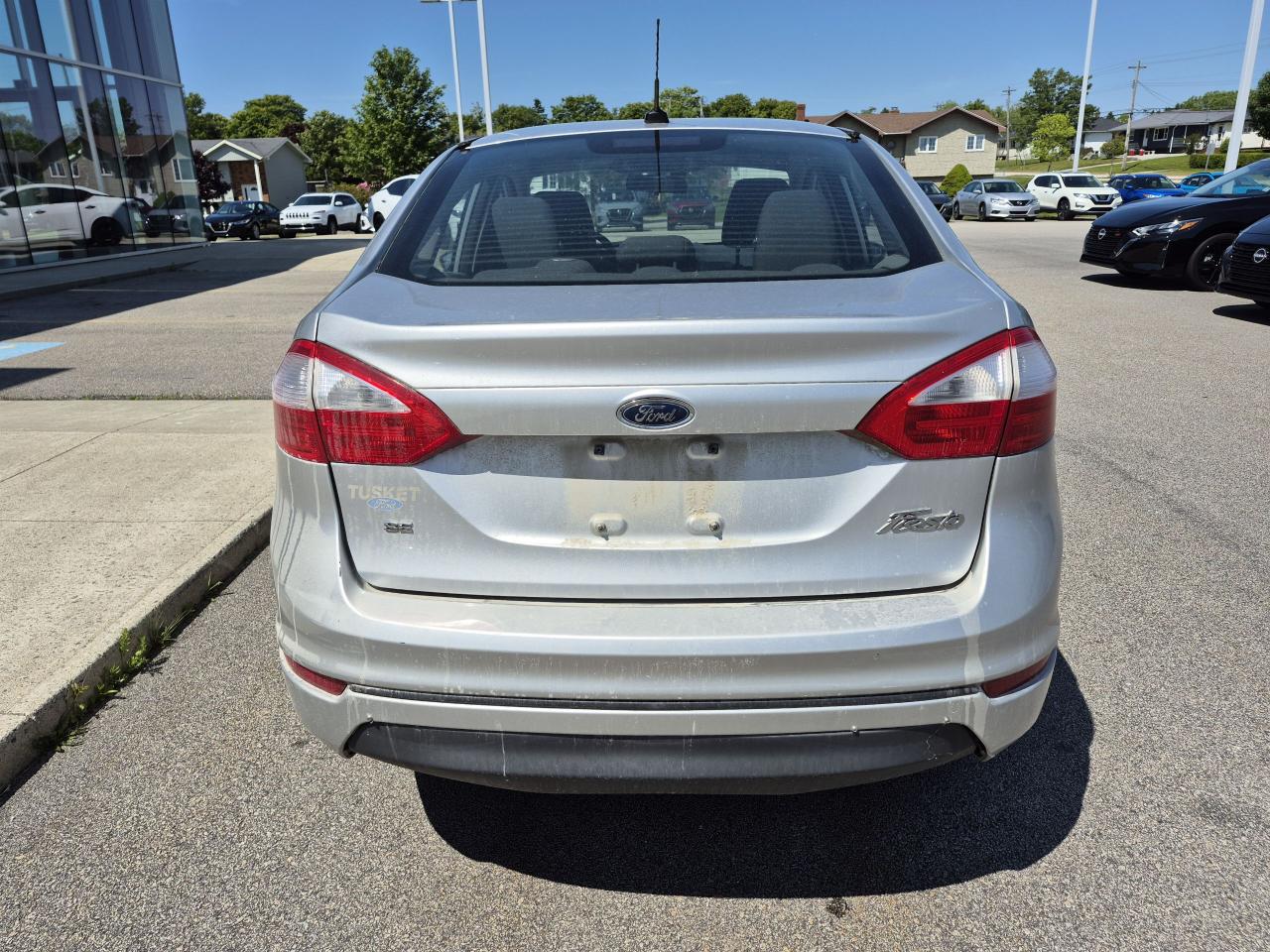 2014 Ford Fiesta SE Photo4