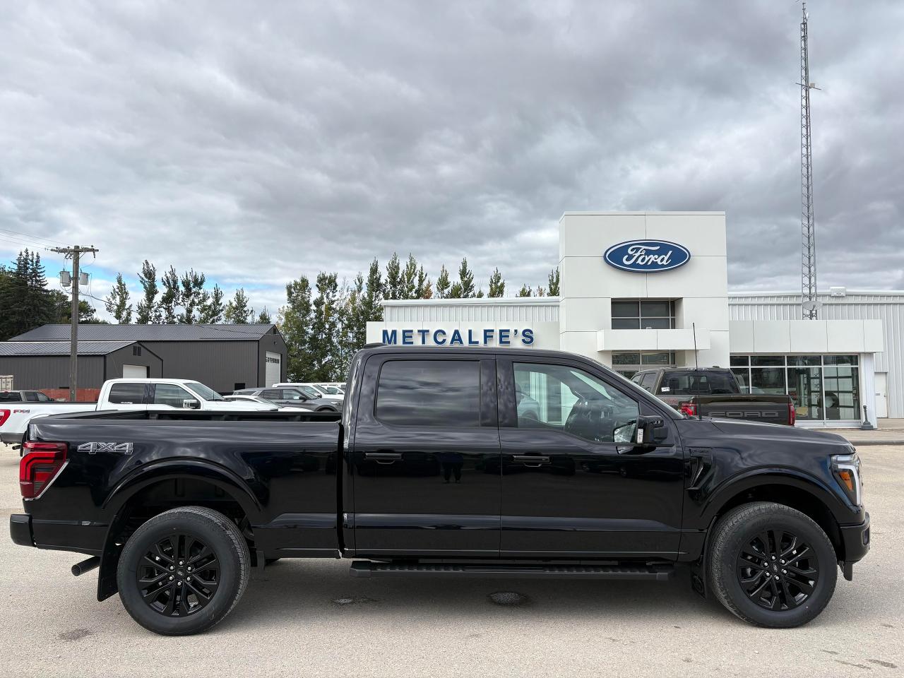 New 2025 Ford F-150 Lariat 4WD SuperCrew 6.5' Box for sale in Treherne, MB