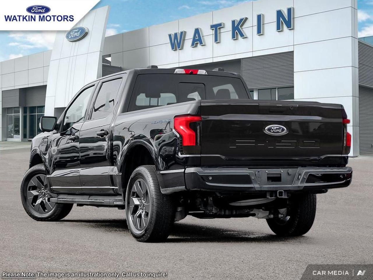 2025 Ford F-150 Lightning Flash Photo3