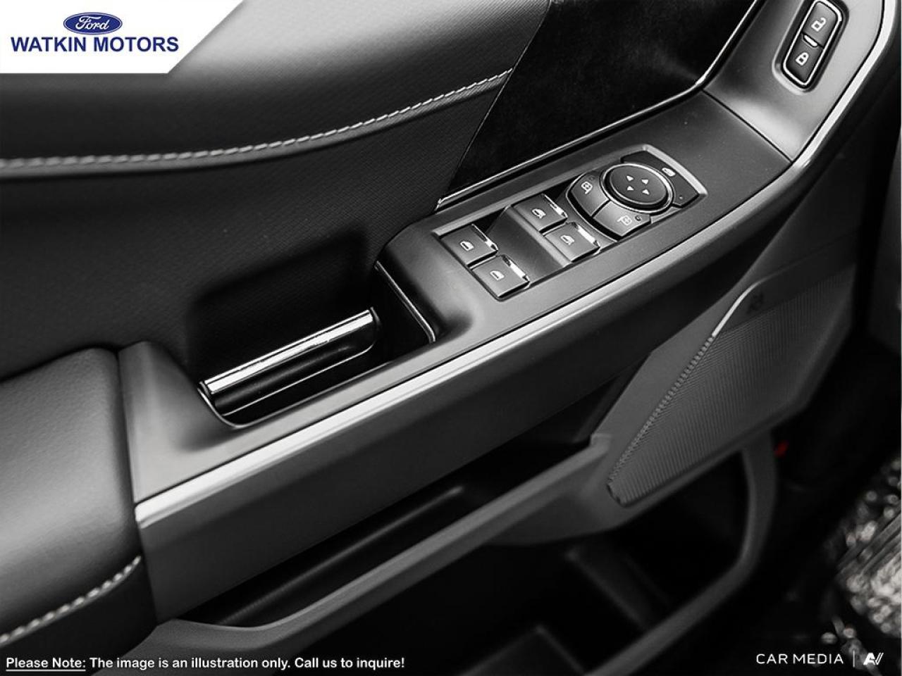 2025 Ford F-150 Lightning Flash Photo23
