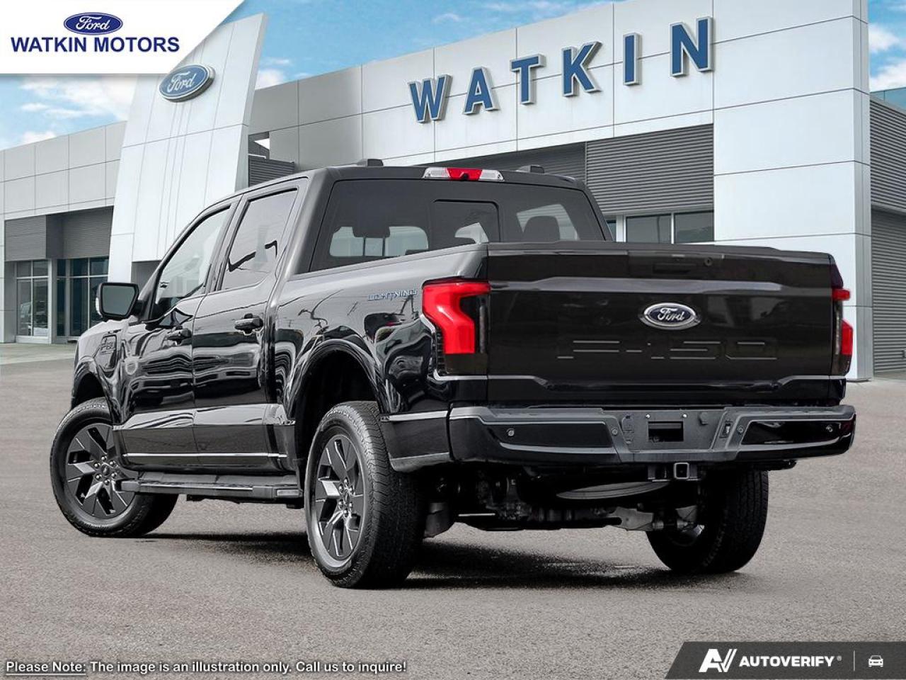 2025 Ford F-150 Lightning Flash Photo3