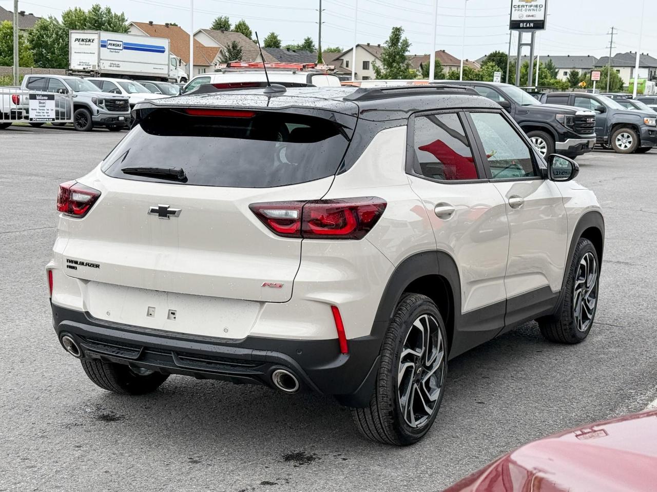 2026 Chevrolet TrailBlazer RS 1.3L 3 CYL WITH REMOTE START/ENTRY, HEATED SEATS, HEATED STEERING WHEEL, HD REAR VISION CAMERA, APPL Photo
