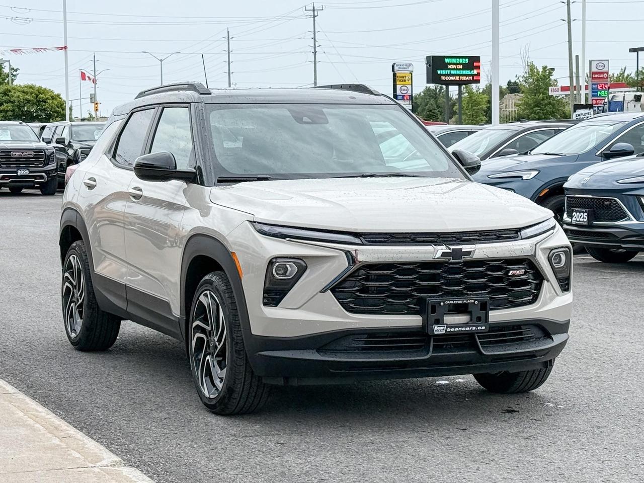 2026 Chevrolet TrailBlazer RS 1.3L 3 CYL WITH REMOTE START/ENTRY, HEATED SEATS, HEATED STEERING WHEEL, HD REAR VISION CAMERA, APPL Photo