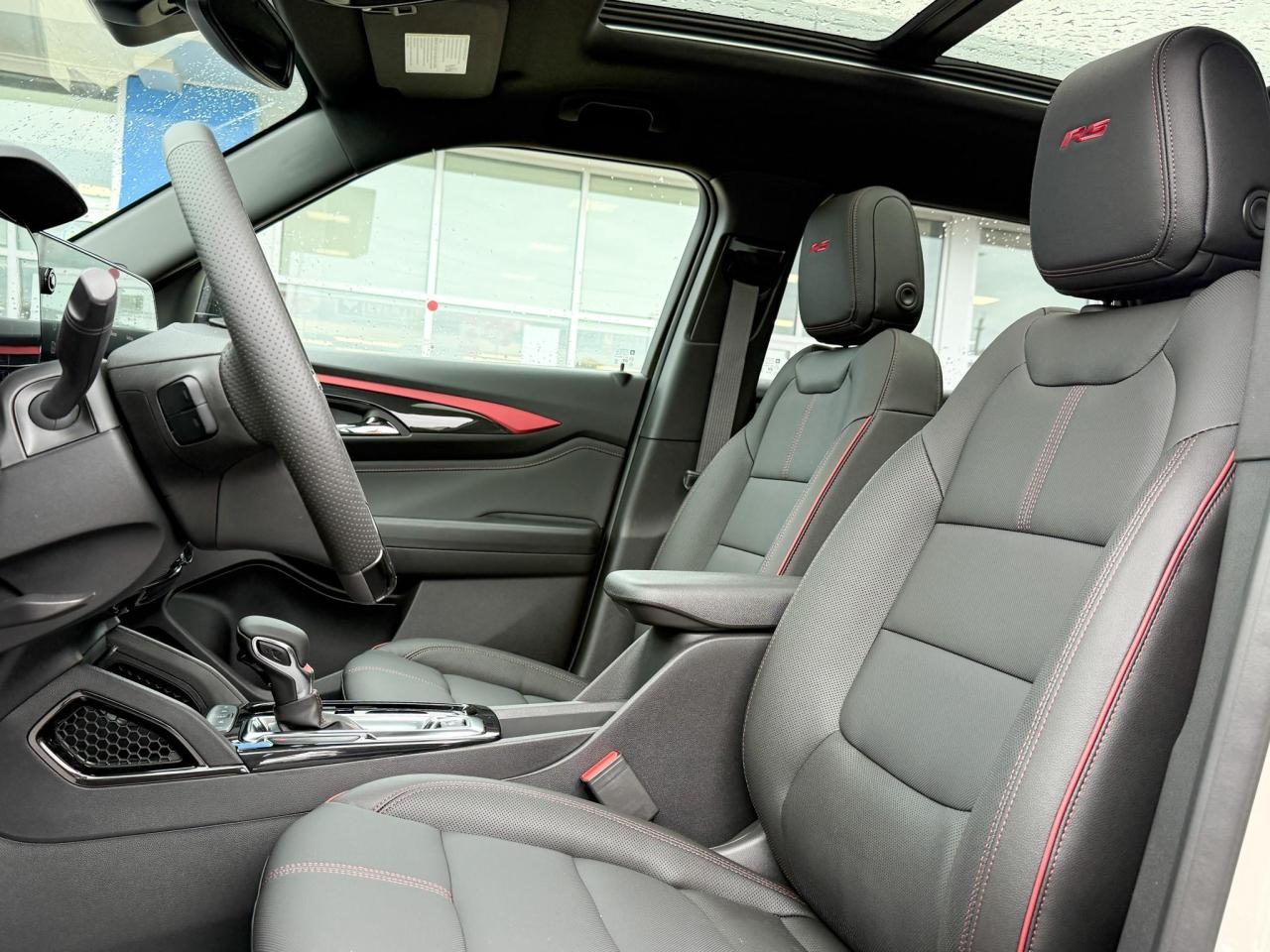 2026 Chevrolet TrailBlazer RS 1.3L 3 CYL WITH REMOTE START/ENTRY, HEATED SEATS, HEATED STEERING WHEEL, HD REAR VISION CAMERA, APPL Photo