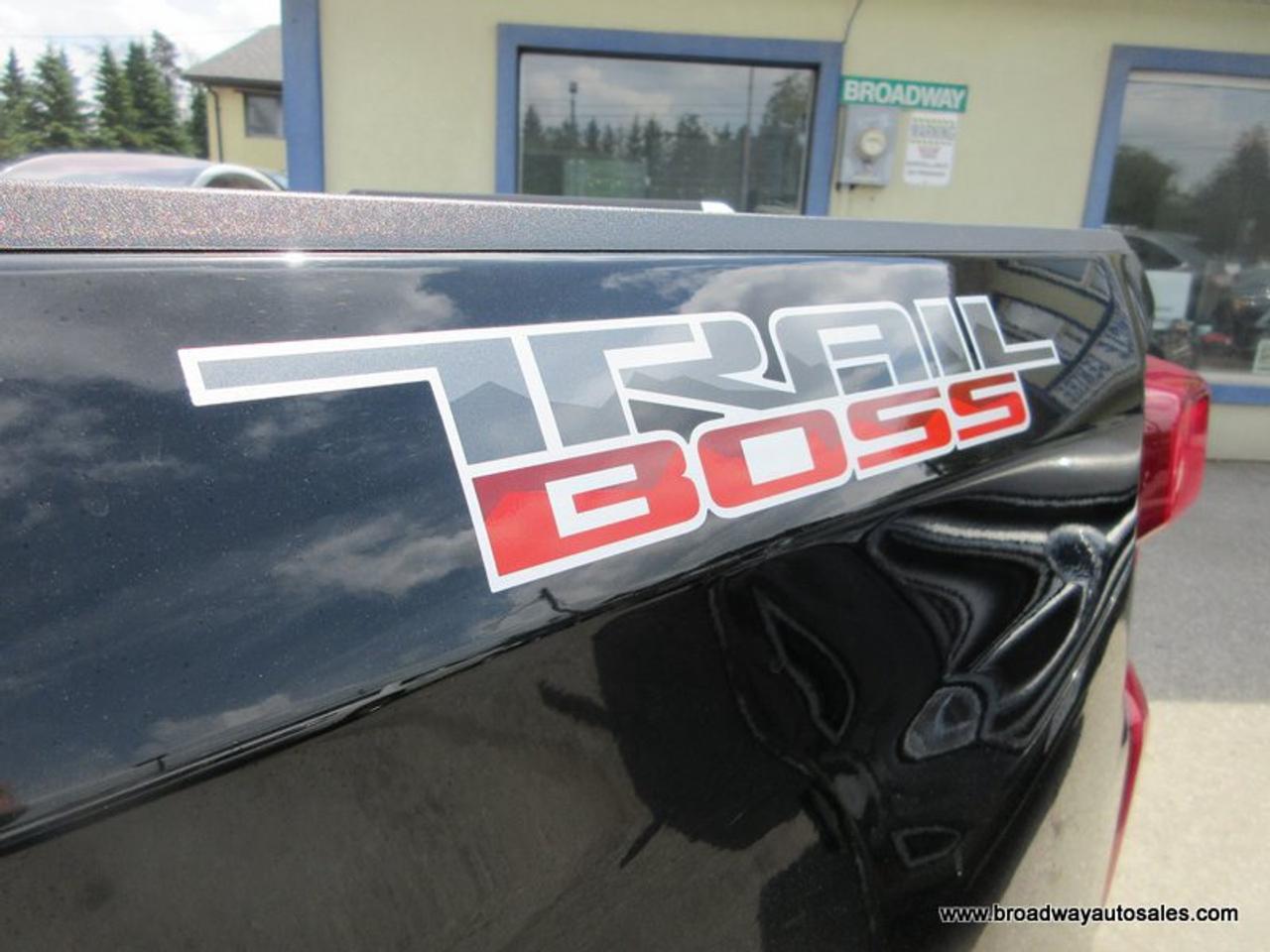 2024 Chevrolet Silverado 1500 LIKE NEW TRAIL-BOSS-LT-Z71-MODEL 5 PASSENGER 3.0L - DURAMAX.. 4X4.. CREW-CAB.. SHORTY.. HEATED SEATS & WHEEL.. BACK-UP CAMERA.. BLUETOOTH SYSTEM.. Photo