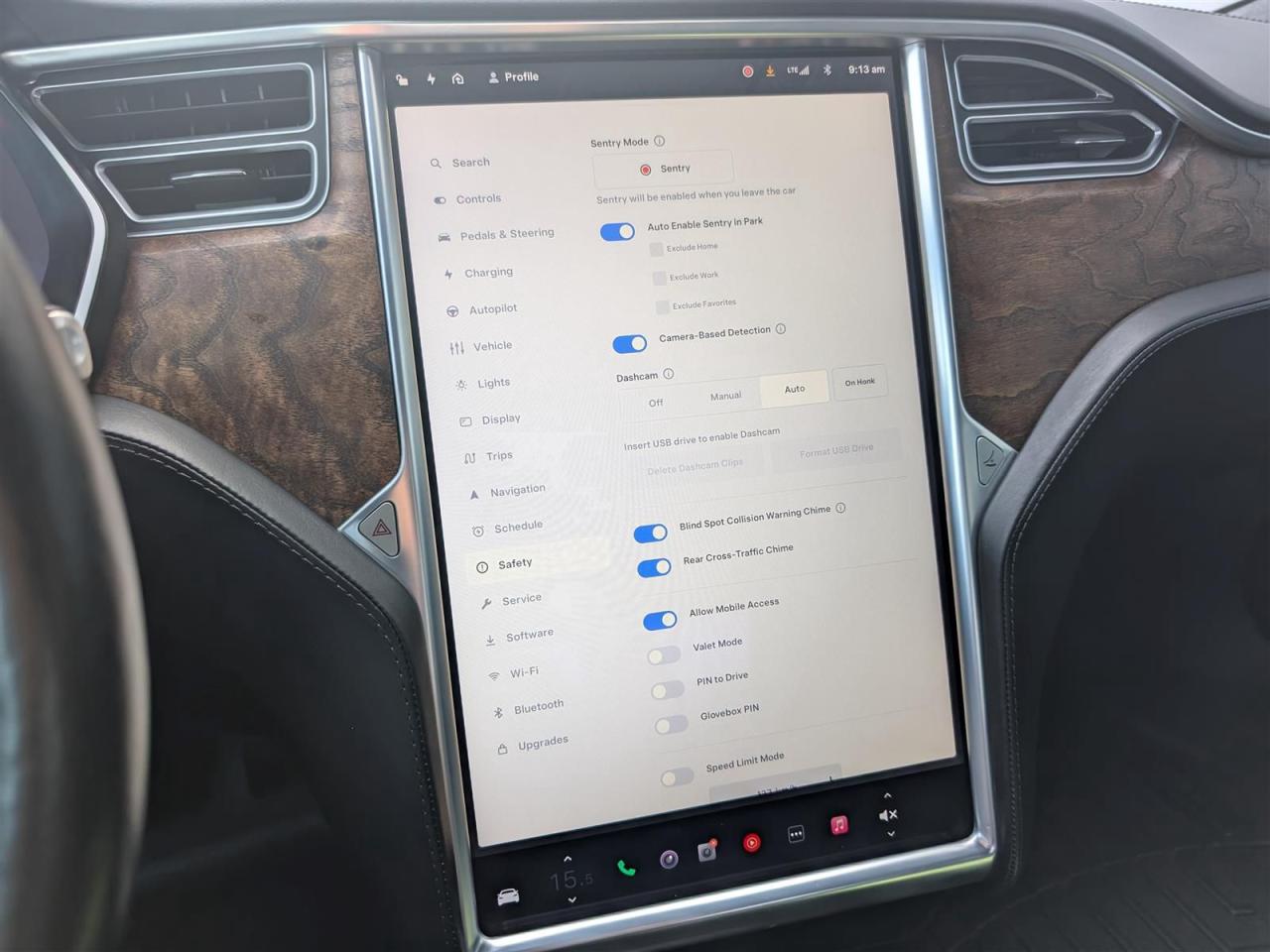 2017 Tesla Model S 75D - AWD