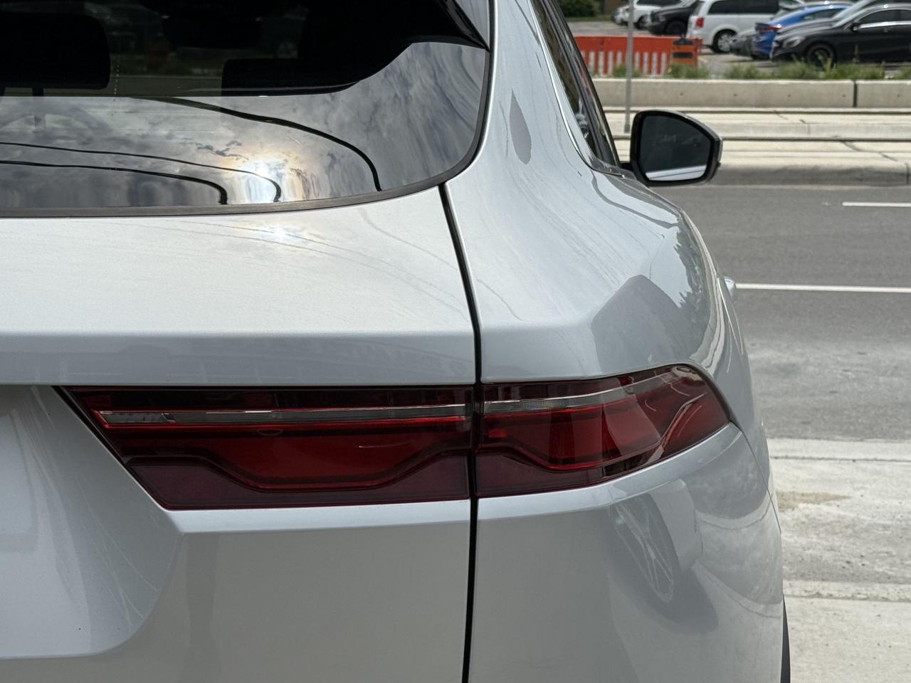 2021 Jaguar F-PACE P340S | MERIDIAN | PANO | LOADED - Photo #11