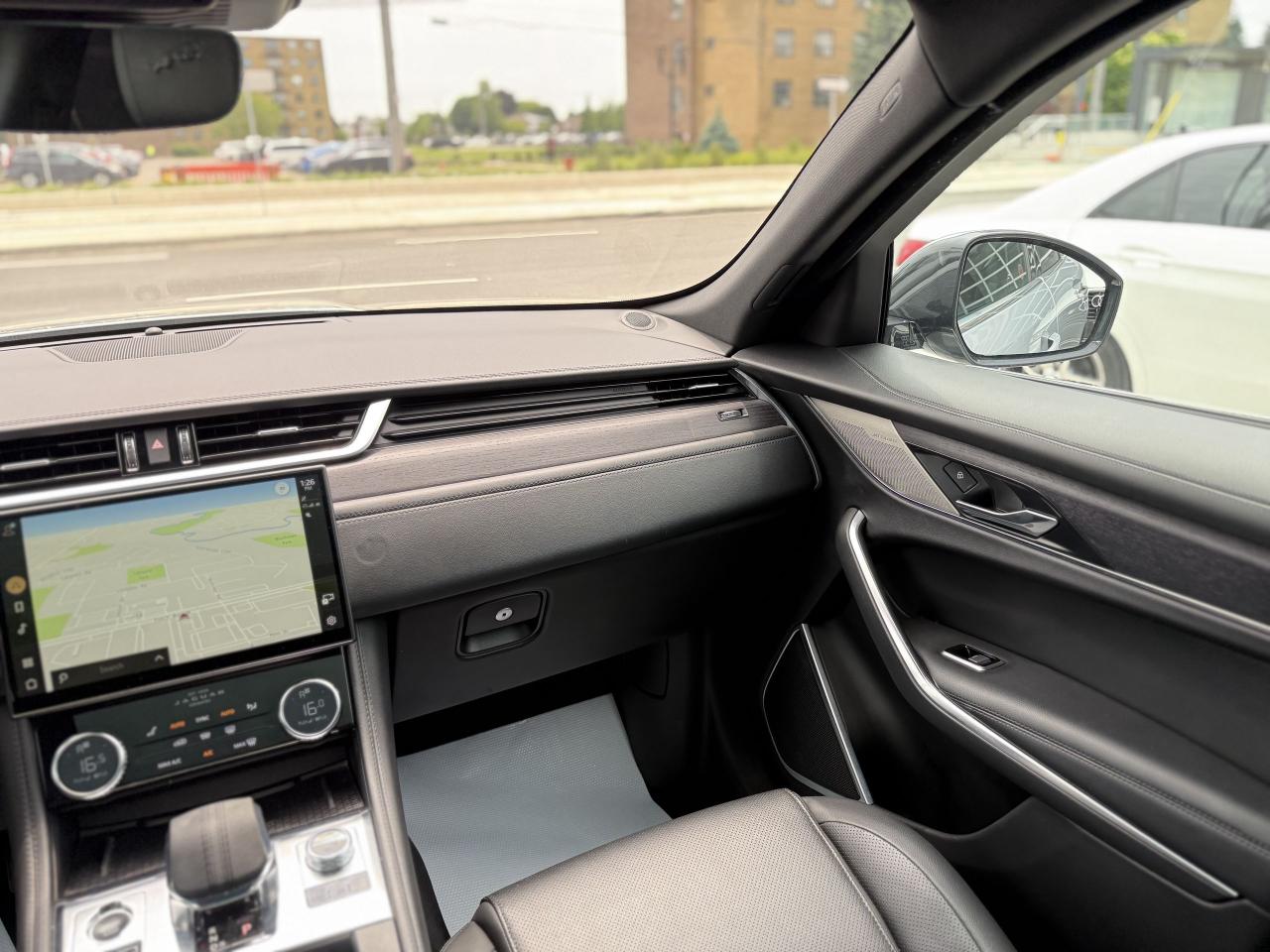 2021 Jaguar F-PACE P340S | MERIDIAN | PANO | LOADED - Photo #17
