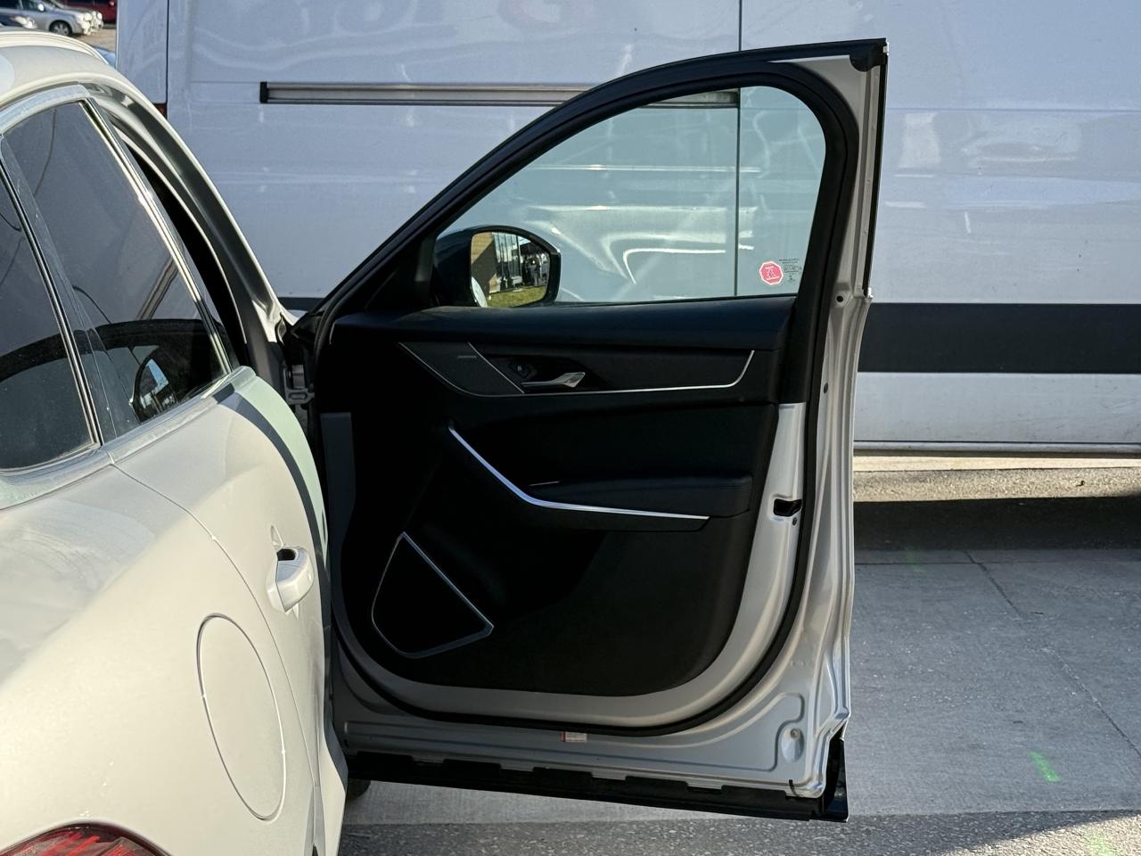 2021 Jaguar F-PACE P340S | MERIDIAN | PANO | LOADED Photo