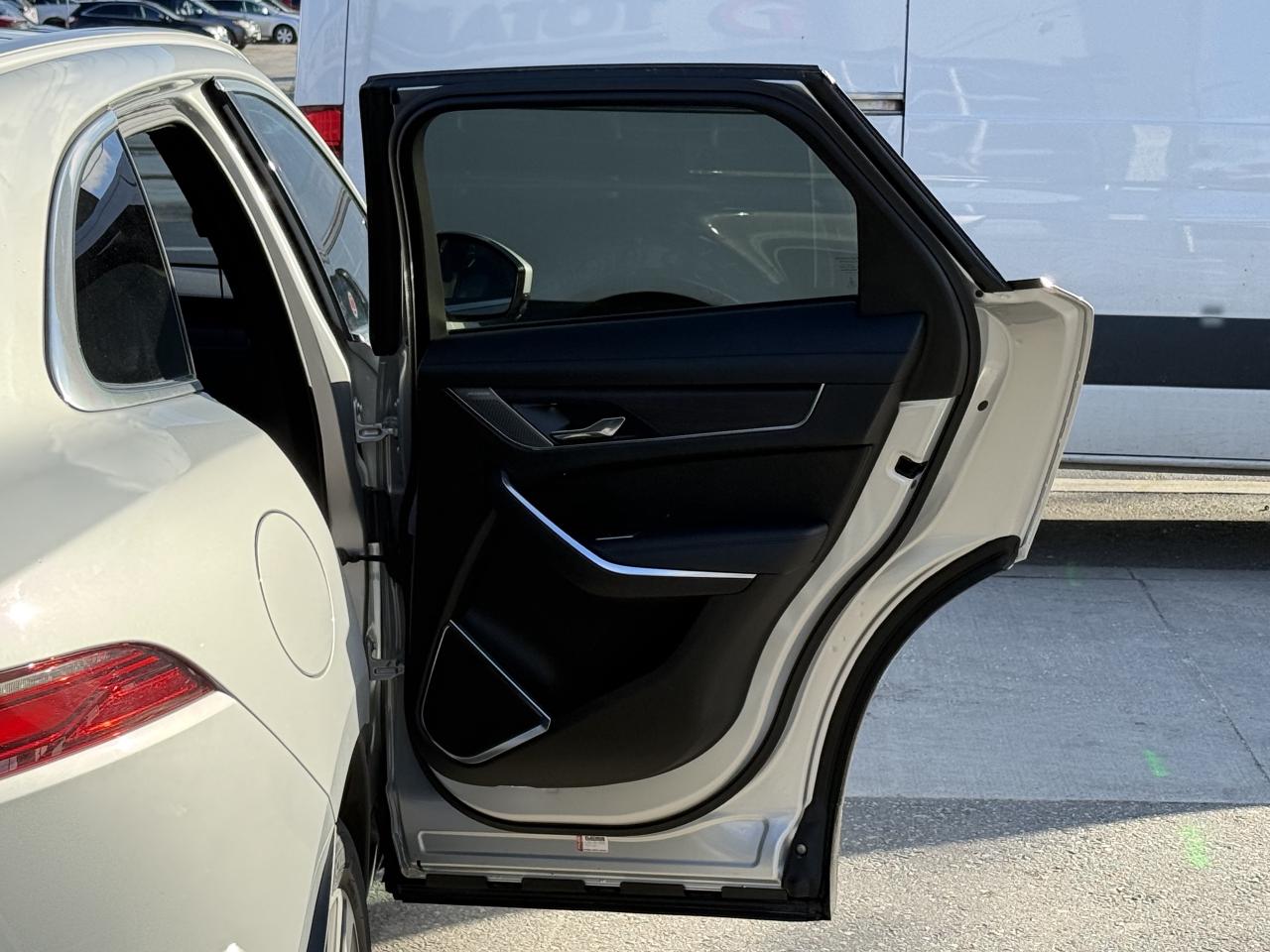 2021 Jaguar F-PACE P340S | MERIDIAN | PANO | LOADED Photo