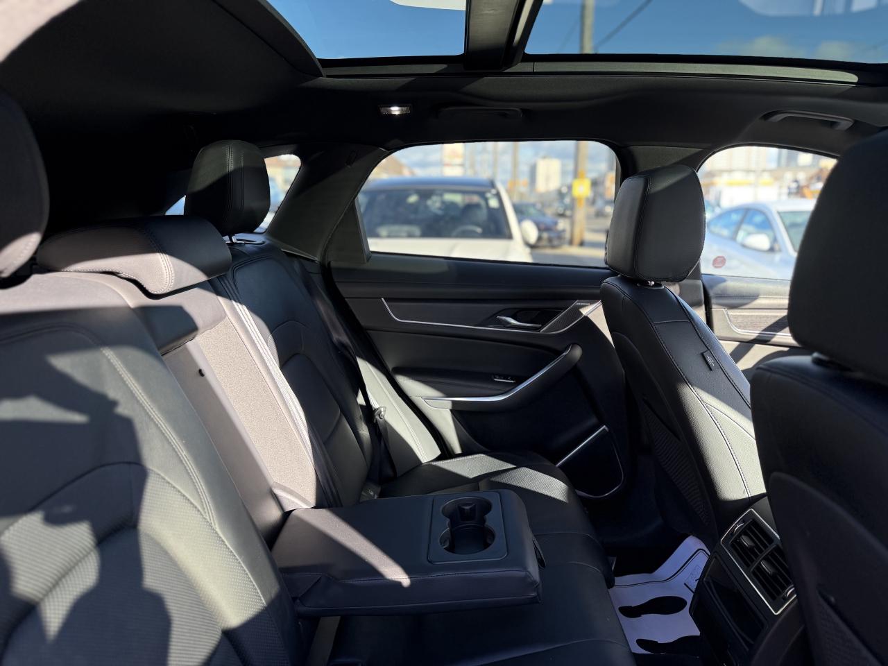 2021 Jaguar F-PACE P340S | MERIDIAN | PANO | LOADED Photo