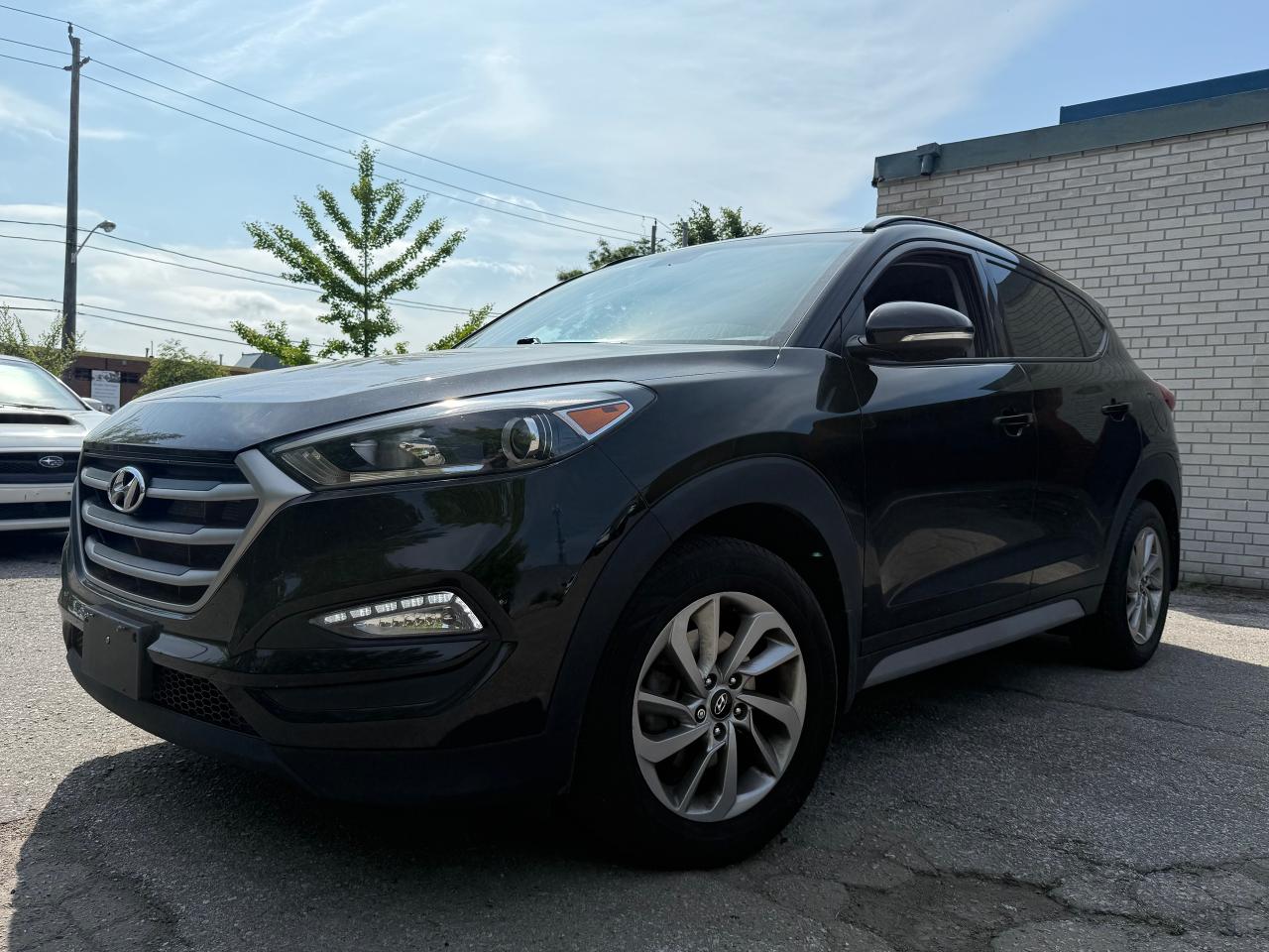 2018 Hyundai Tucson 2.0L SE AWD *SAFETY INCL*LOADED*FINANCING AVAI* - Photo #2