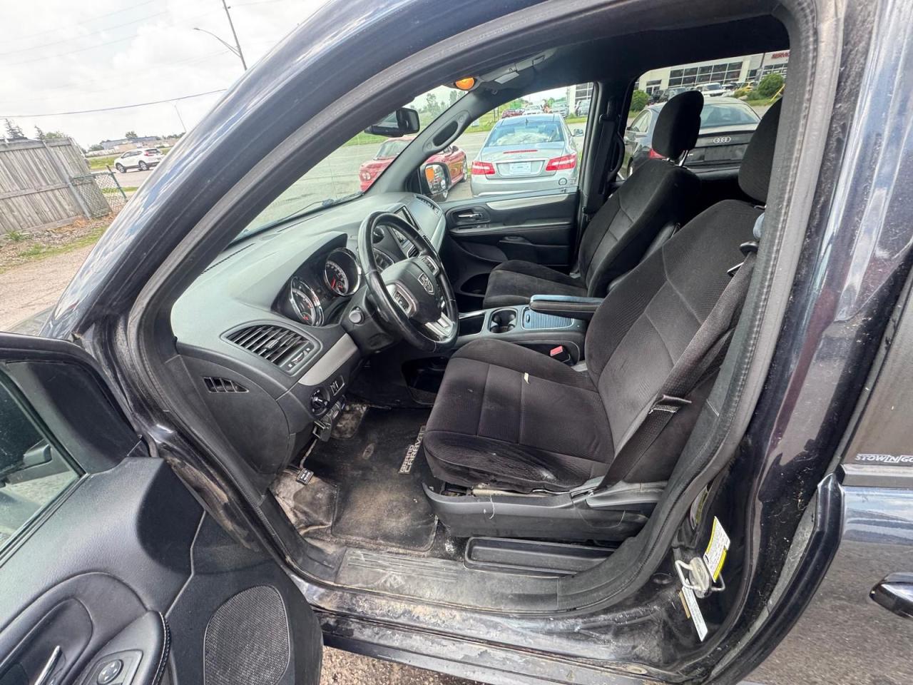 2014 Dodge Grand Caravan AS IS, SXT, POWER STEERING LEAK, RUNS AND DRIVES - Photo #14