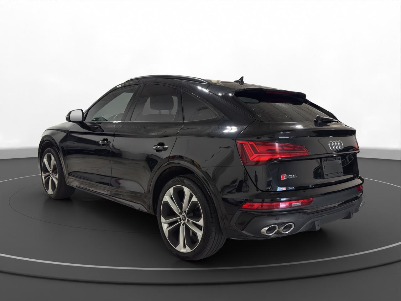 2021 Audi SQ5 Technik | SPORTBACK | RED INTERIOR - Photo #4