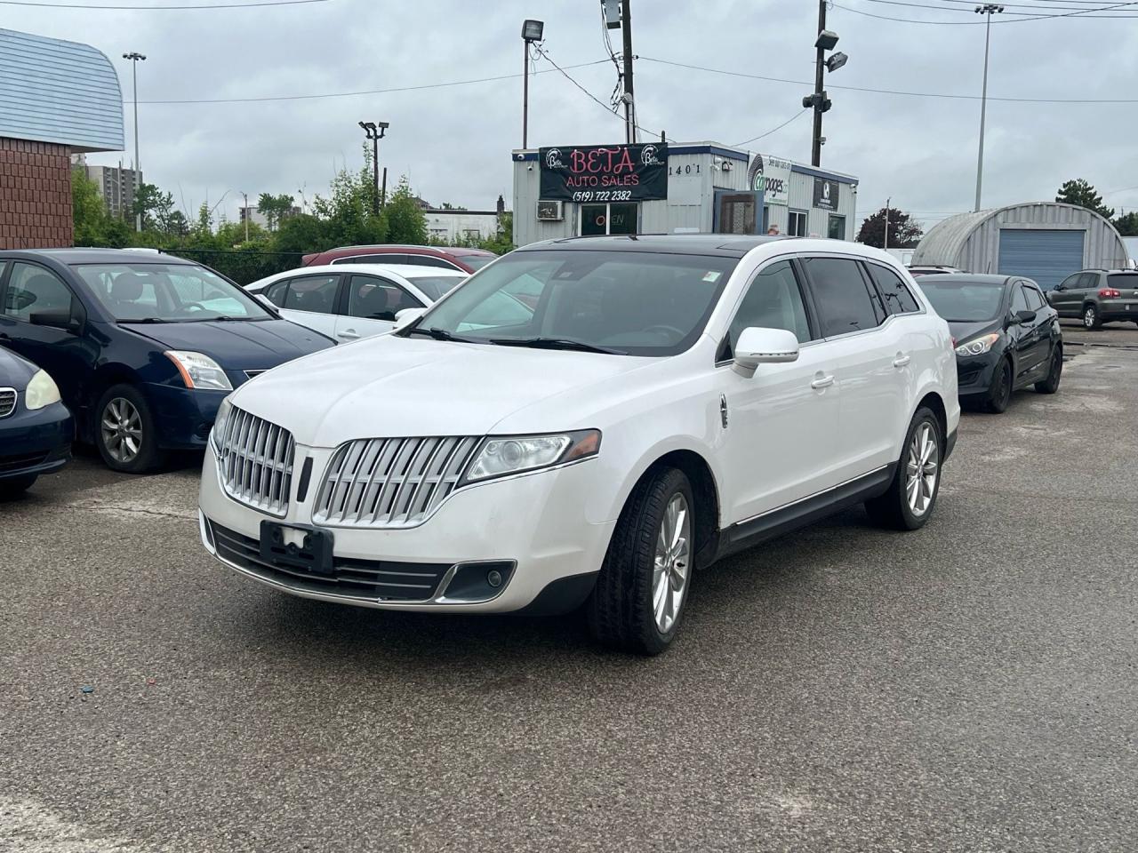 Used 2011 Lincoln MKT 4DR WGN 3.5L AWD for sale in Kitchener, ON
