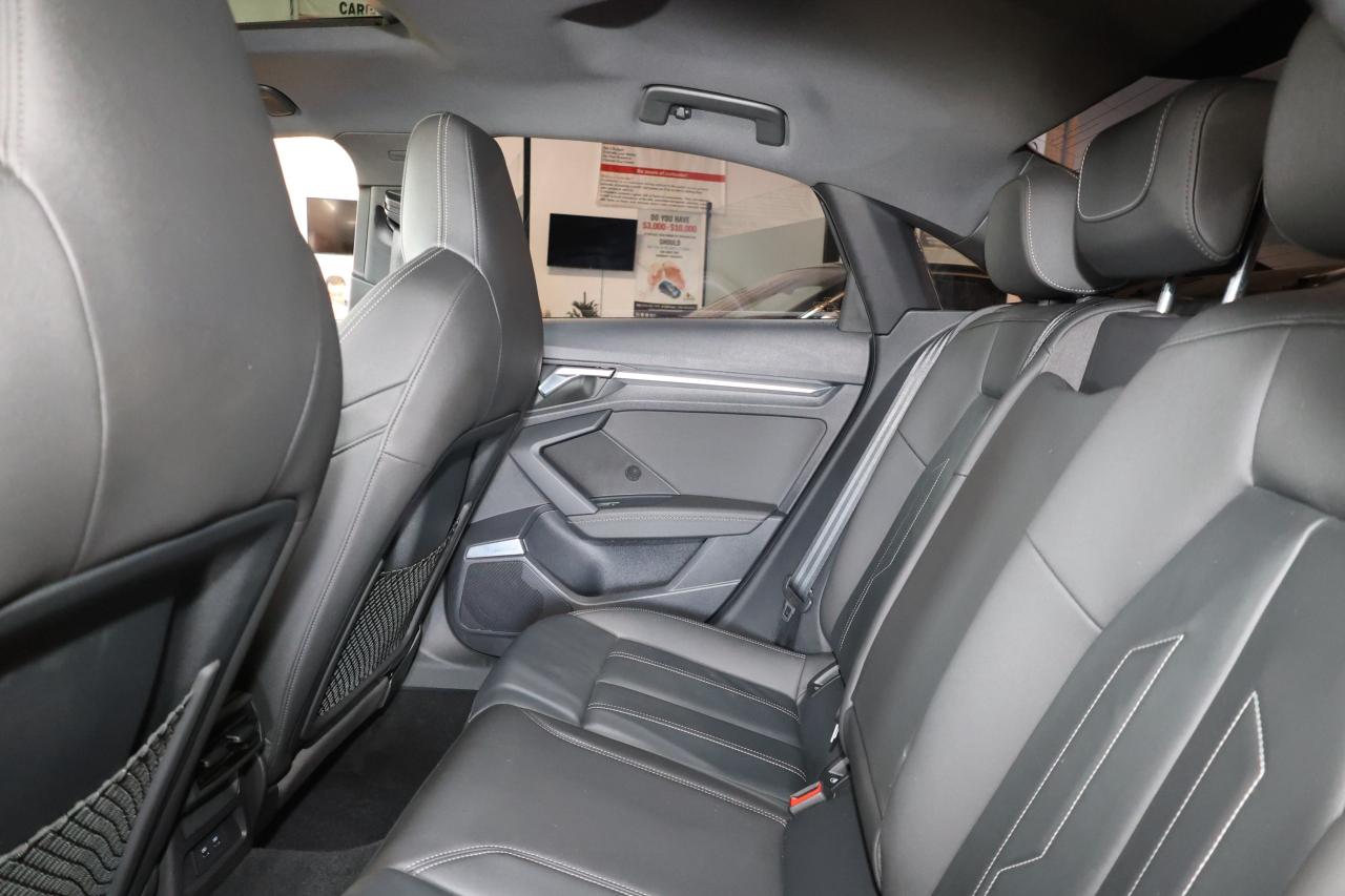 2022 Audi S3 TECHNIK - SUNROOF|NAVI|CAMERA|BLINDSPOT - Photo #11