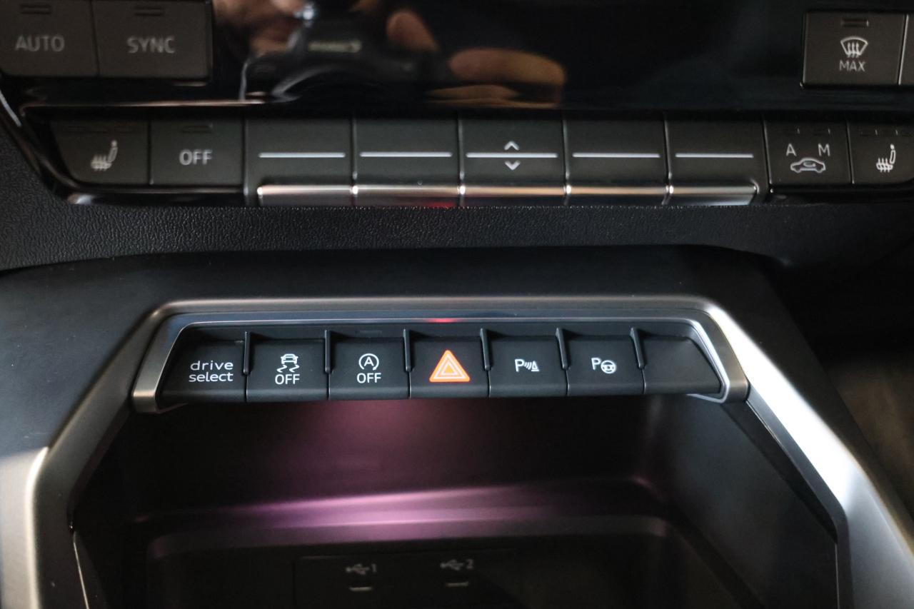2022 Audi S3 TECHNIK - SUNROOF|NAVI|CAMERA|BLINDSPOT - Photo #22