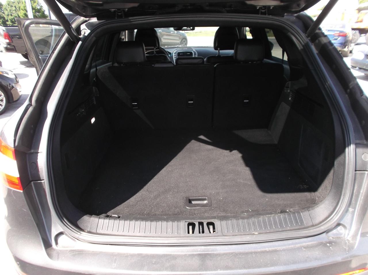 2017 Lincoln MKX AWD - Photo #8