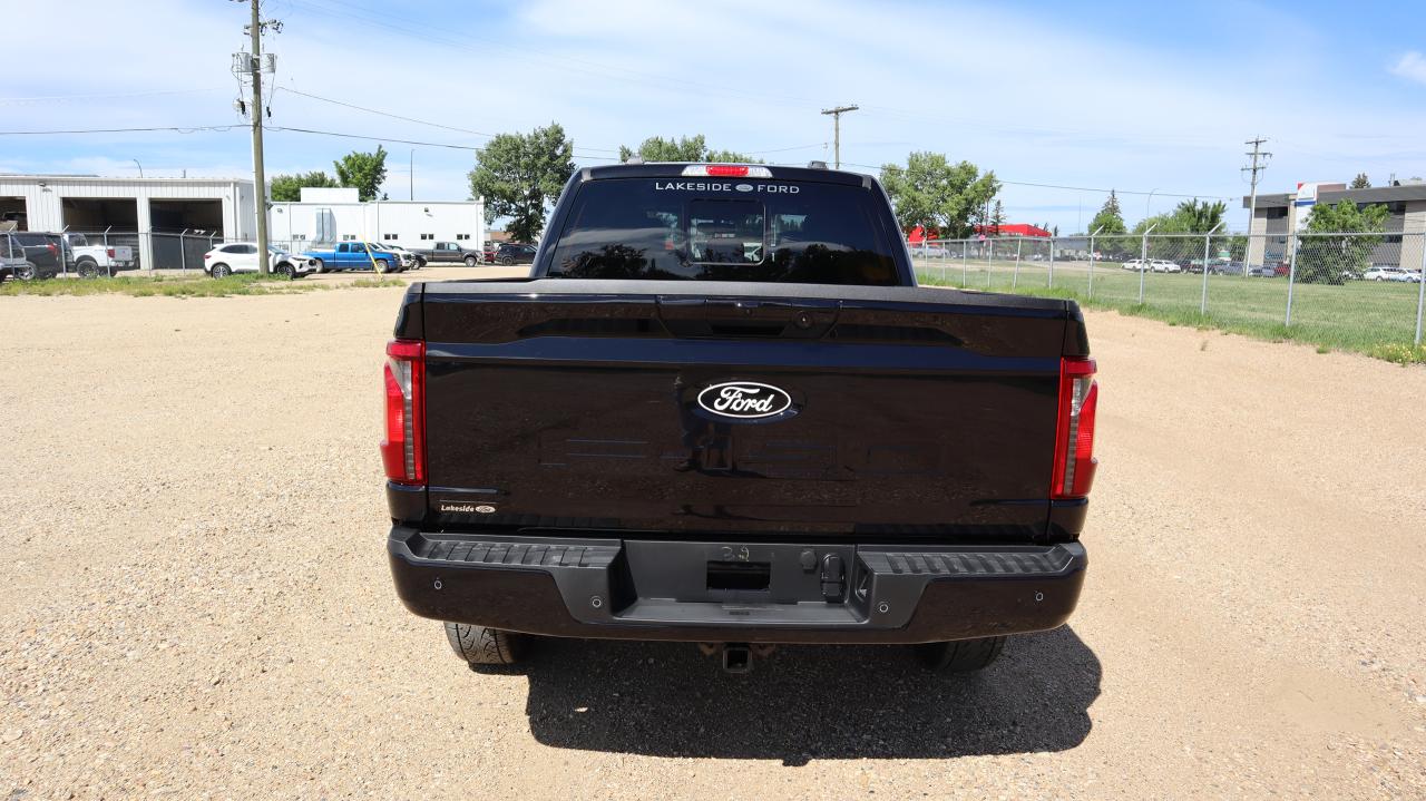 2025 Ford F-150 XLT Photo4