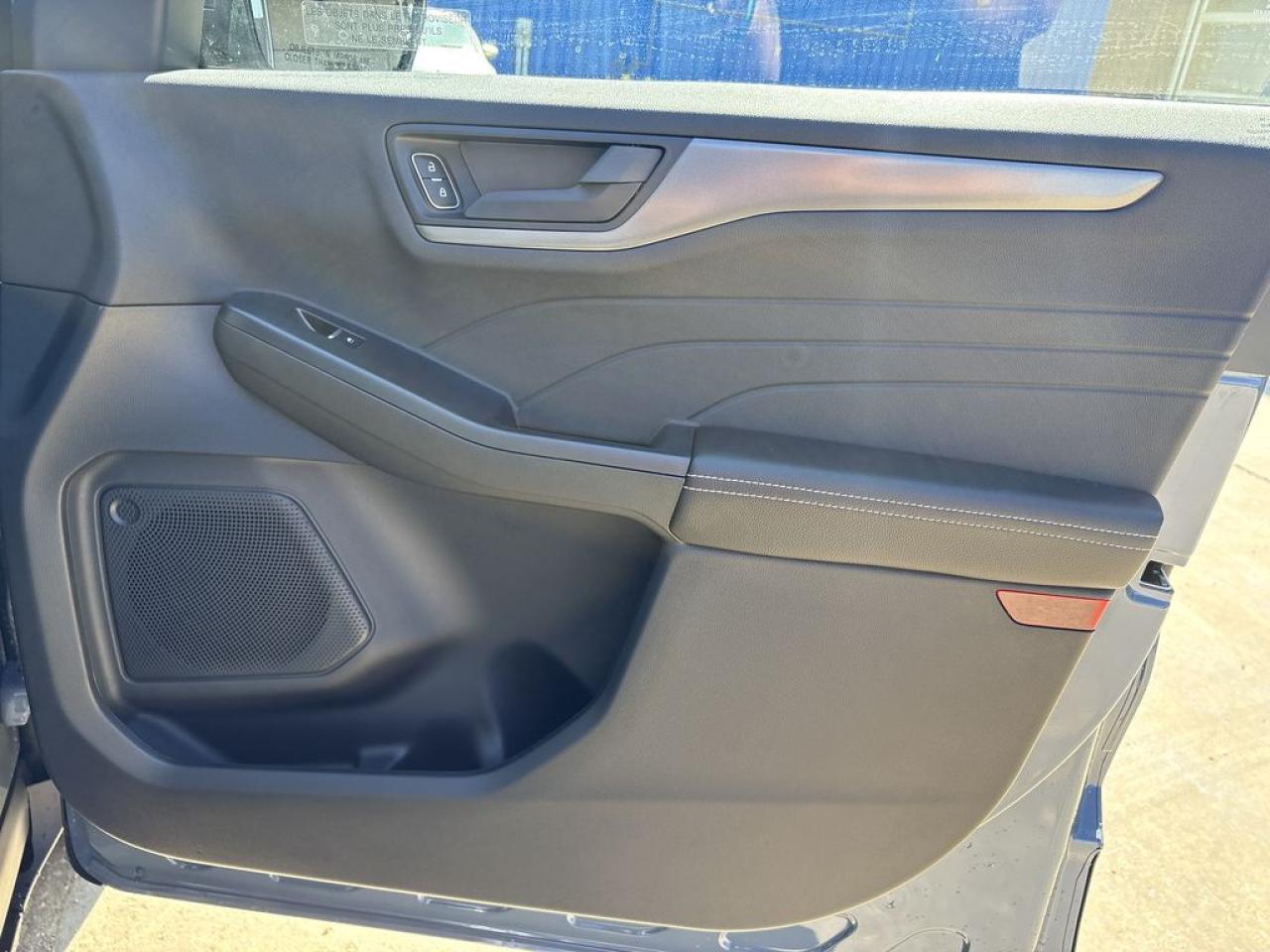 2025 Ford Escape ACTIVE 200A Photo5