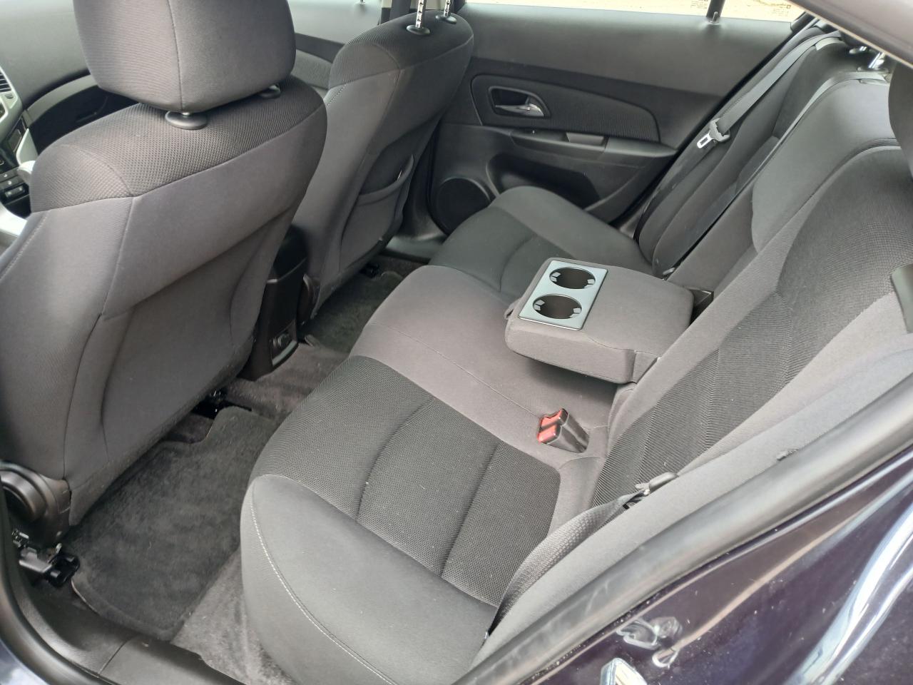 2015 Chevrolet Cruze 1LT - Photo #11