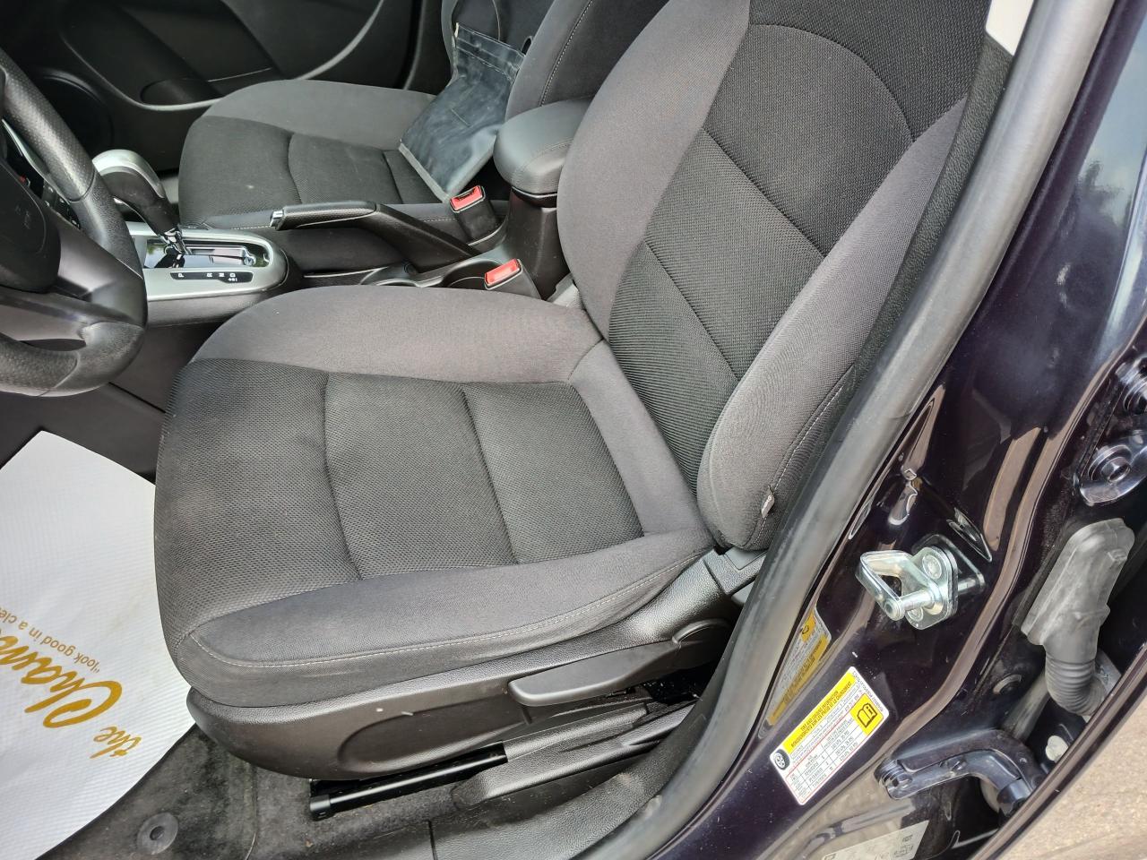2015 Chevrolet Cruze 1LT - Photo #9
