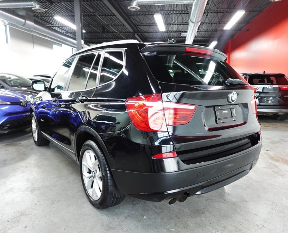 2011 BMW X3 AWD. PANO ROOF. 28i,WELL MAINTAIN,NO ACCIDENT - Photo #6