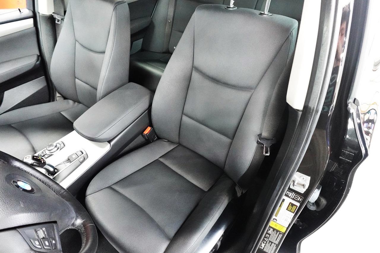 2011 BMW X3 AWD. PANO ROOF. 28i,WELL MAINTAIN,NO ACCIDENT - Photo #16